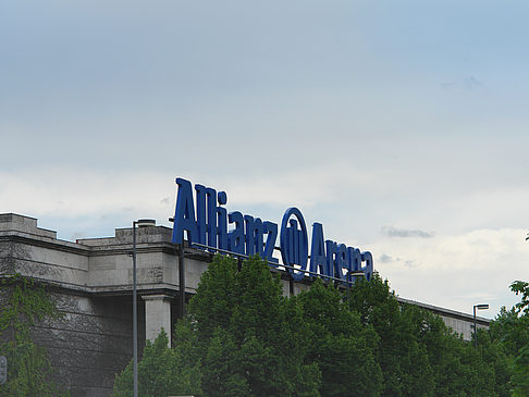 Haus der Kunst mit Allianz Arena - Bayern (München)